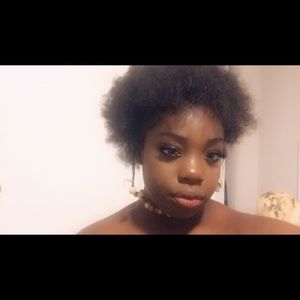 Meet your Posher, Mikaelah